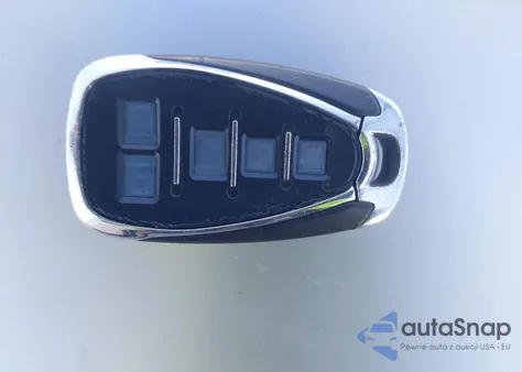 2018 Chevrolet Equinox Premier z USA, uszkodzony, nr VIN 3GNAXXEU1JS601942